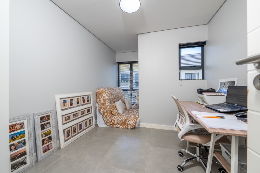 2 Bedroom Property for Sale in Hartland Lifestyle Estate Western Cape